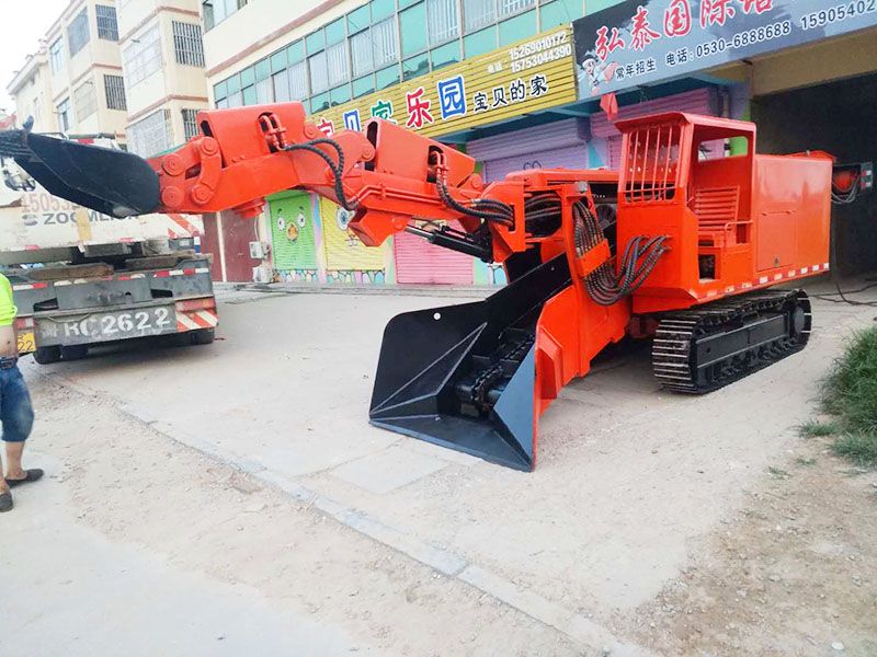 山東扒渣機(jī)