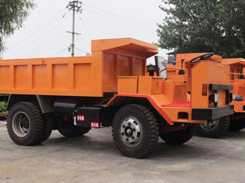 礦用運(yùn)輸車10噸