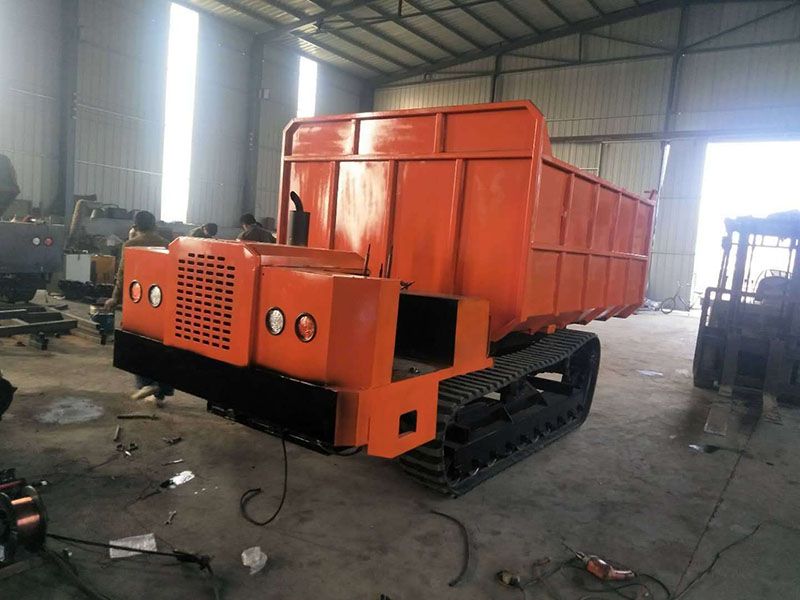 履帶運(yùn)輸車