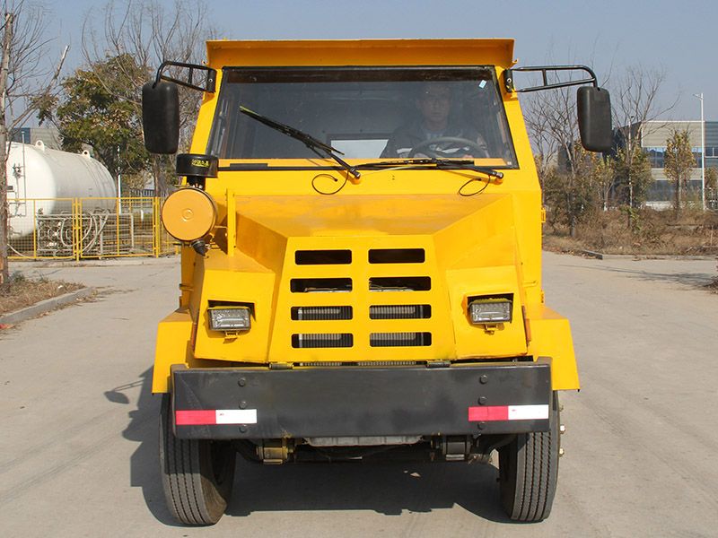 CSQ-5T礦用雙排運(yùn)輸車