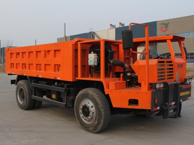 山東昌松UQ-20T礦用運(yùn)輸車(chē)